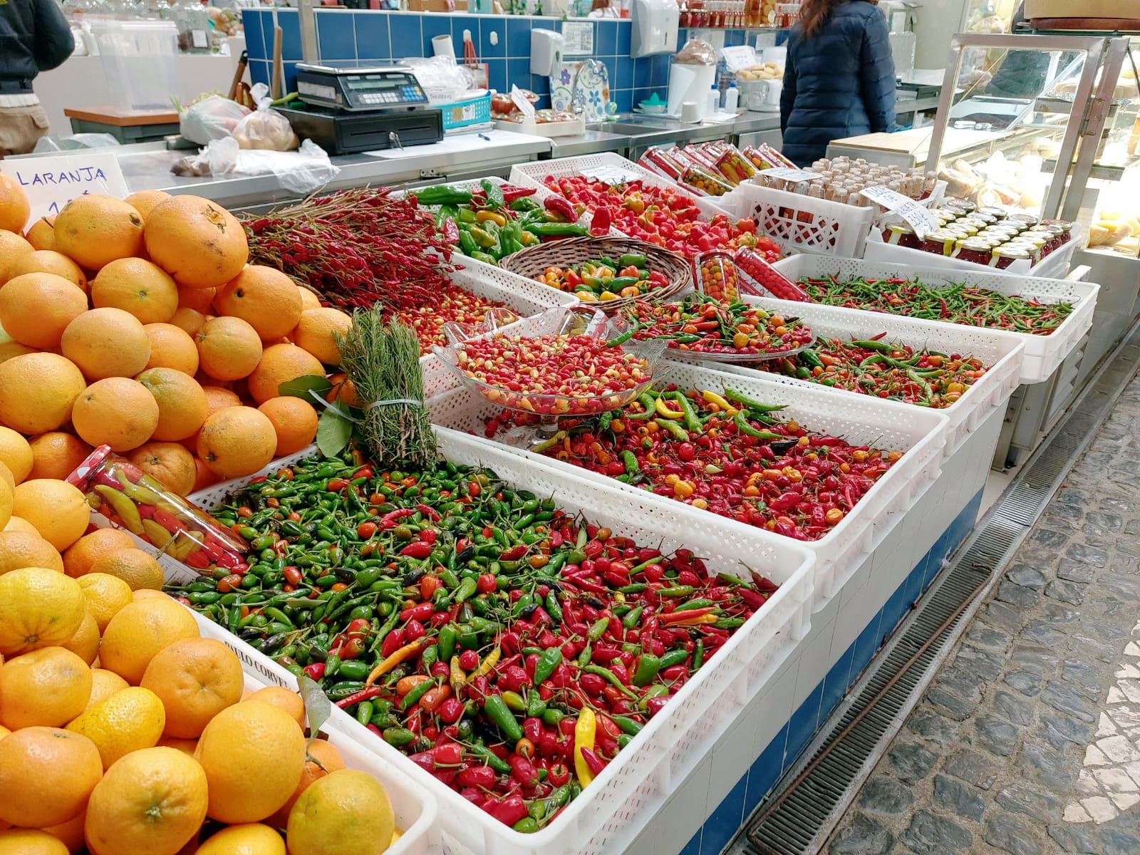 Gemüsestand auf dem Mercado do Livramento Portugal
